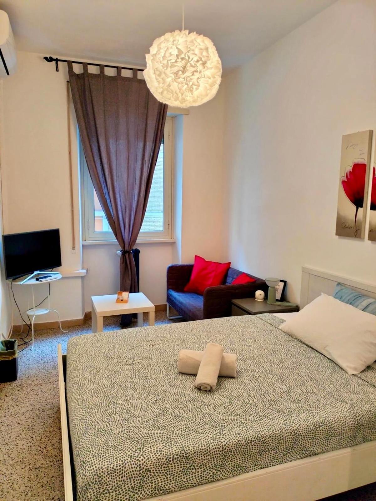 Mama Rooms And Apartment ローマ エクステリア 写真