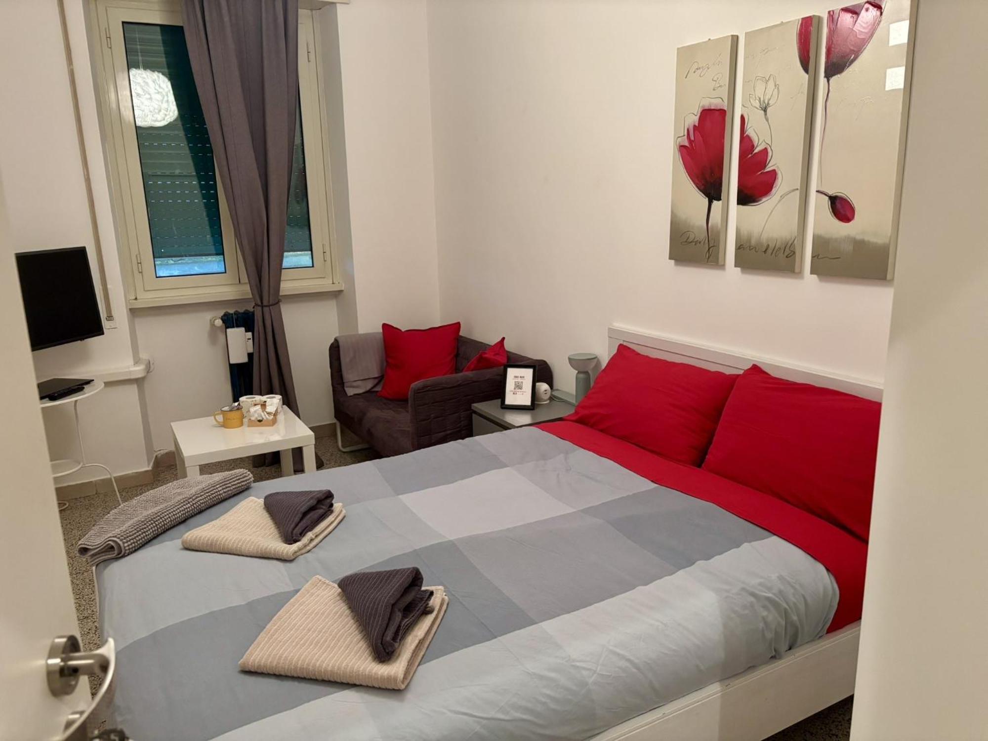 Mama Rooms And Apartment ローマ エクステリア 写真